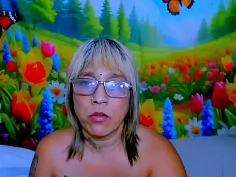 indianroxy webcam