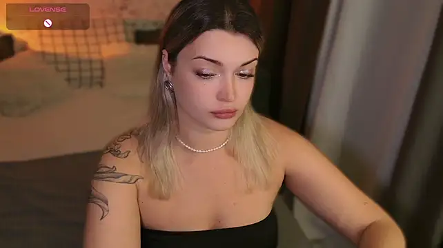 LadyDiLancaster webcam