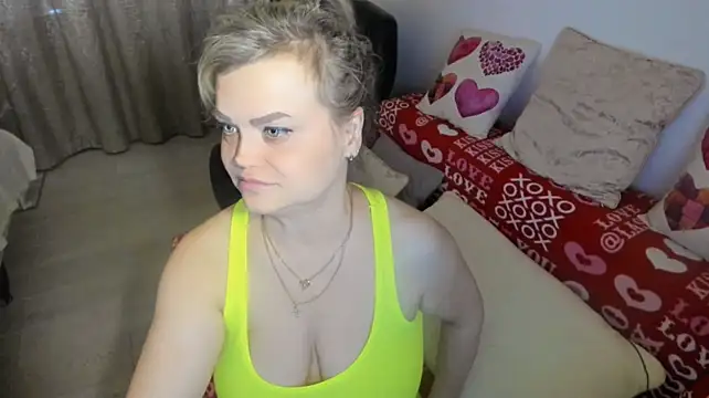 MildMature webcam