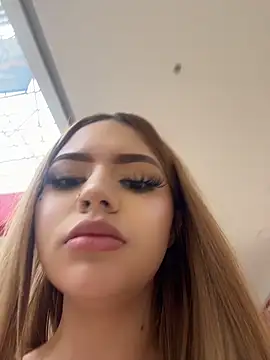 ChloeCollins__ webcam