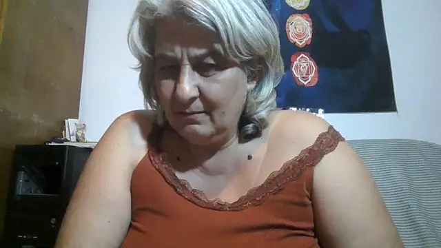 ExquisiteMature webcam