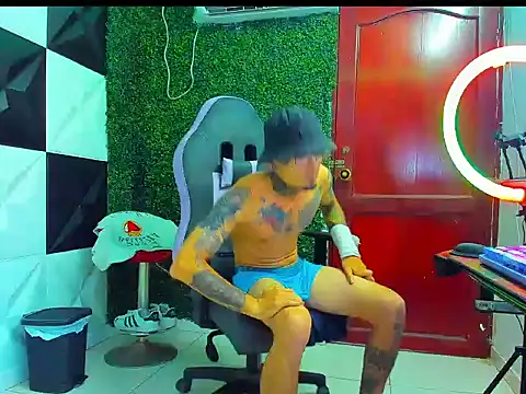 Boy_tatto77 webcam