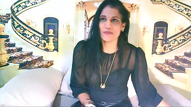 IndianSexcSmyle webcam