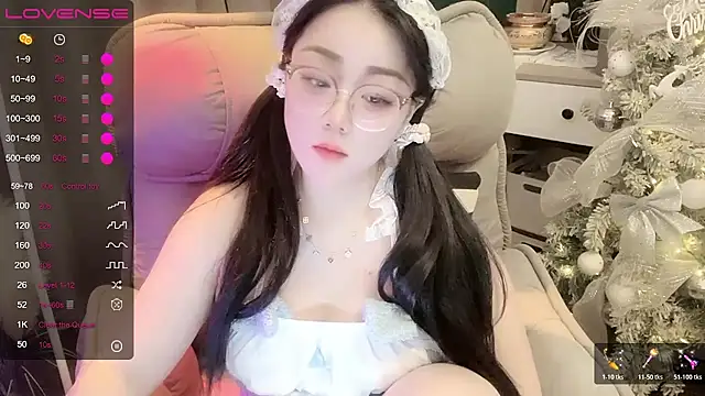 Monica-666888- webcam
