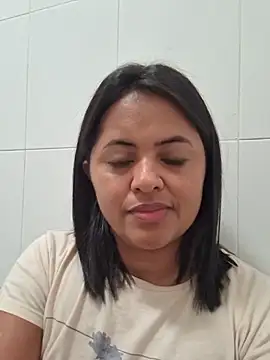 Katrina_Lush webcam