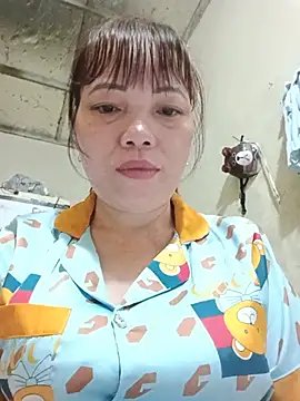 Sana-vn live cam on StripChat