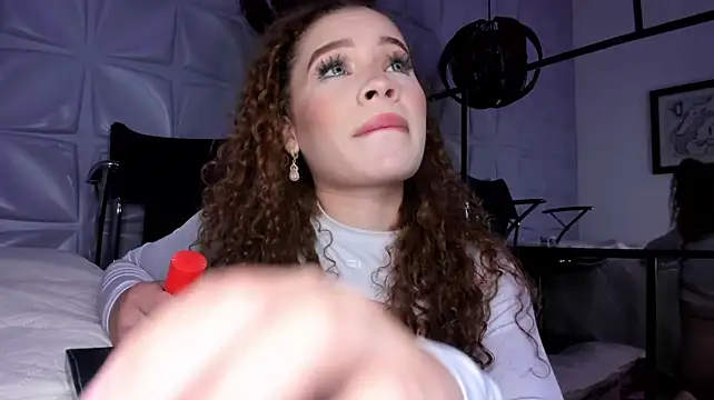 _LittleLia 🌏 online sex chat