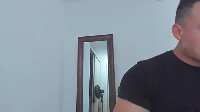 KingLevi01 webcam
