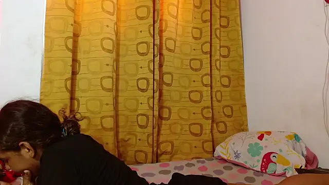 Lunaa__Velvet webcam