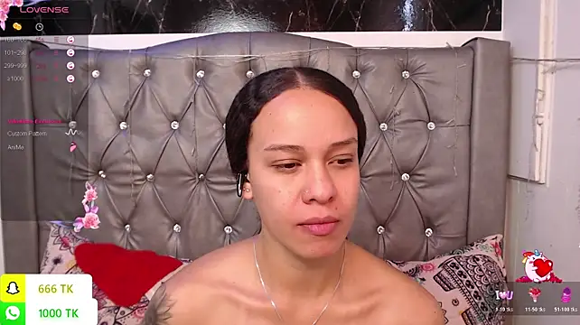 LAILAGUMMY webcam