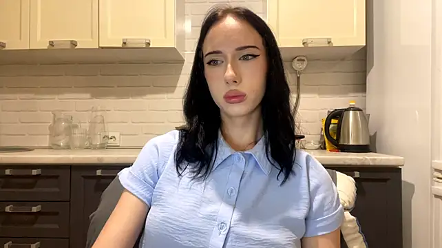 IsabellaQiueen webcam
