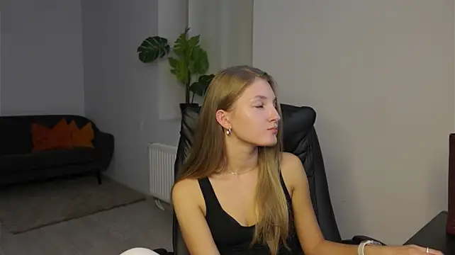 Lana_Jewel webcam