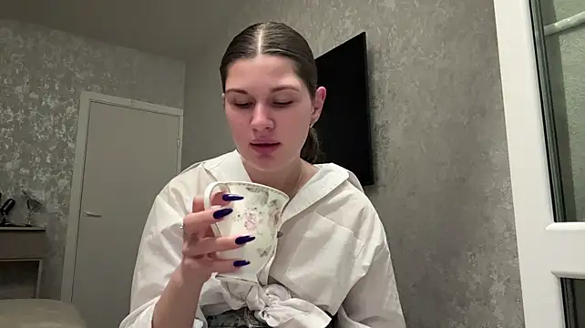 AmmieMinish 🕰 live webcam