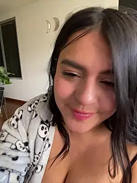 alina_voss webcam