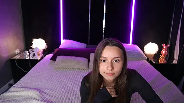 TinyNatalie live cam on StripChat