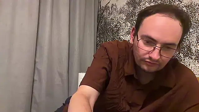 Hebrewhammers42 webcam