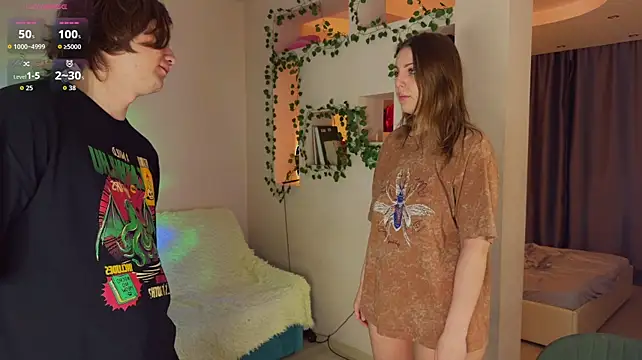 RobertAndLinela webcam