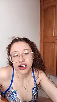 DanaaCollins webcam