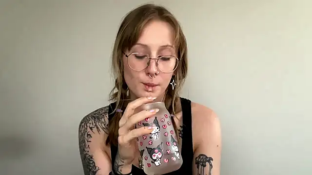 LaraLovely webcam