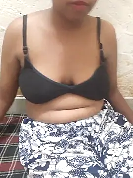 Your_Alinaa webcam