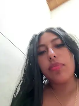 emmyjhonson07 webcam