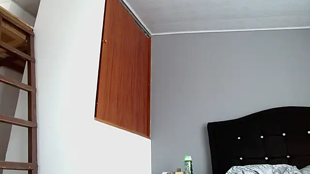 Emilia_1995 webcam