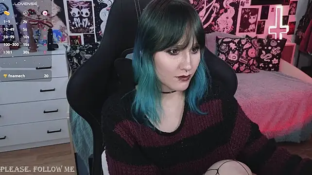 little_Elika webcam