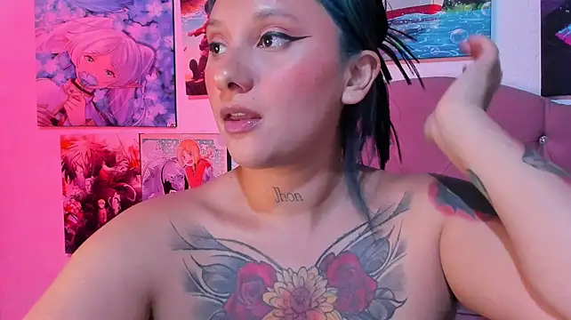 Mila_nixon02 webcam