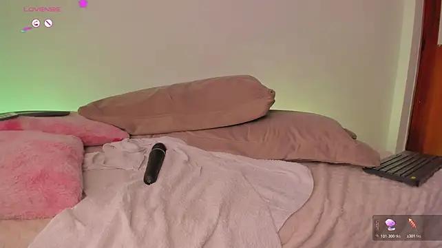 777AylinZ webcam