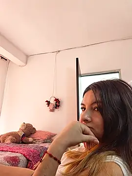 __Emma__11__Lecat_ ✏ live webcam
