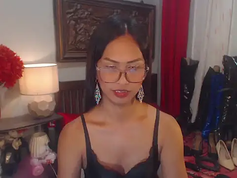 Nathalieheartt webcam