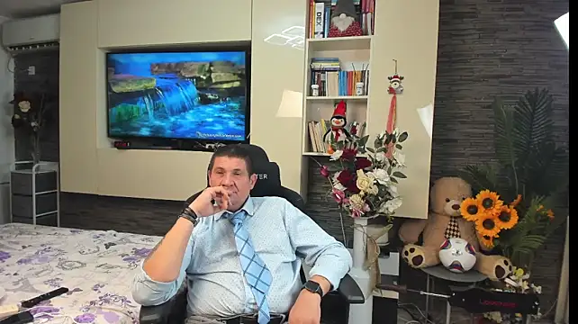 SpartacusDaddy48 webcam