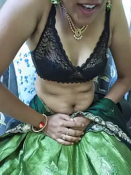 Cuteteluguammmaie 🕣 live webcam