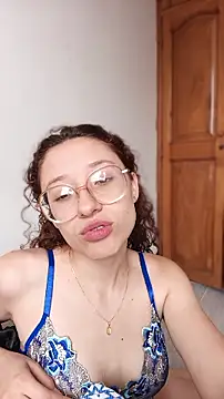 DanaaCollins webcam