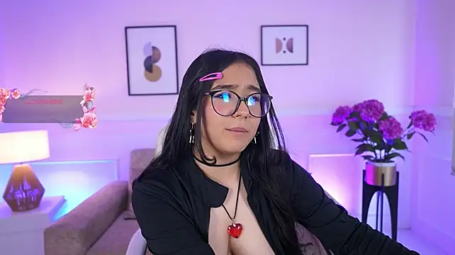 VioletJoness_ webcam