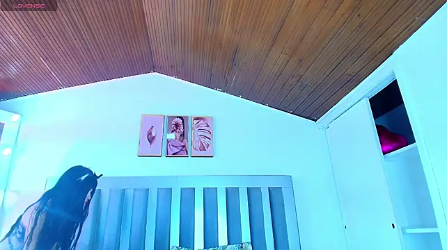mia_gyutarouwu webcam