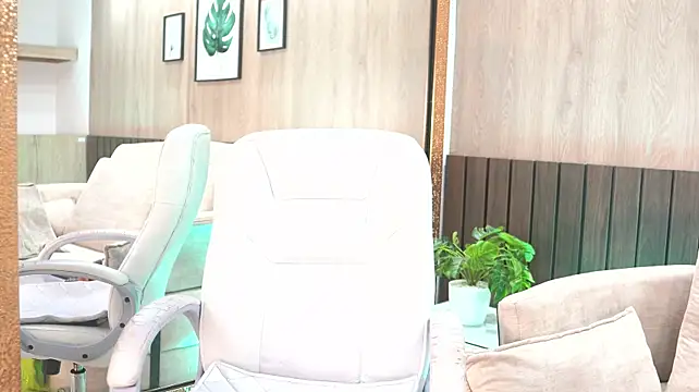 SeleneBanks webcam