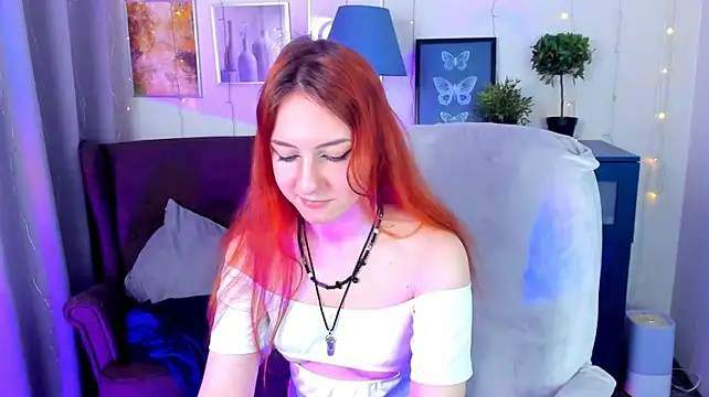 AbellaAura webcam