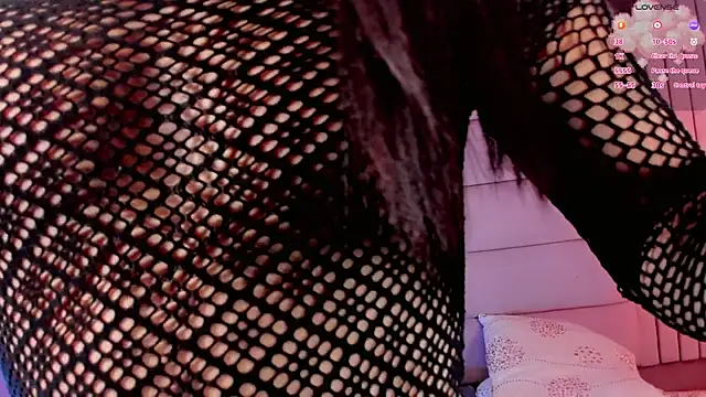 Camille_deluxe webcam