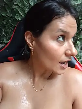elena_jonees webcam