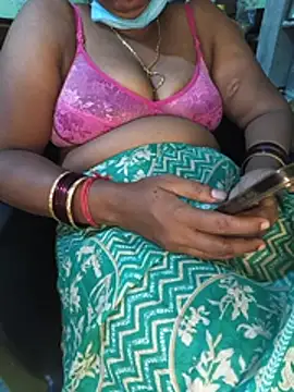 Tamilselviroja- webcam