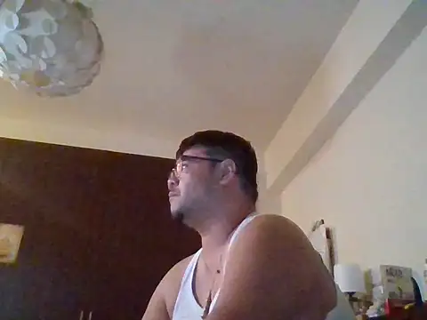 ilove90123 live cam on StripChat
