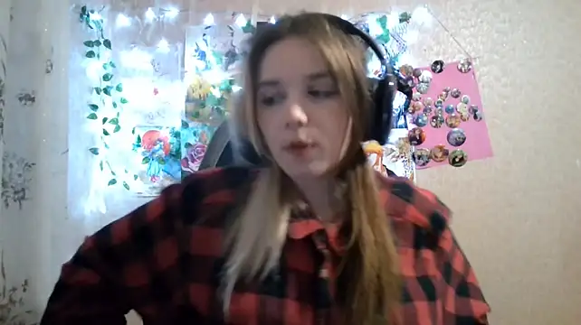 MilaTyan webcam