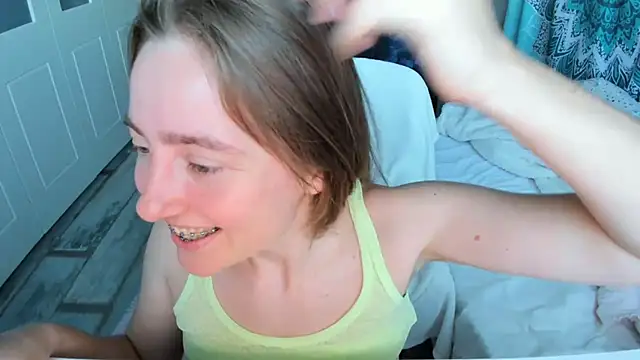 LiaSasha webcam