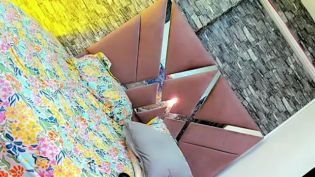 Keily_Tsx1 live cam on StripChat