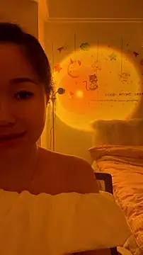 momo0021 webcam