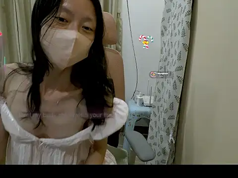 Lil-Cherry webcam
