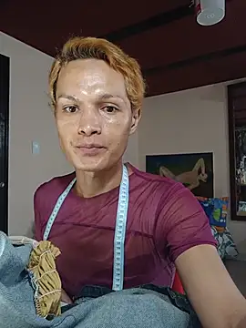 Paulina_Noir webcam