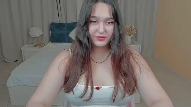 Mila_Vogue webcam