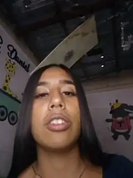 sophia_ale webcam